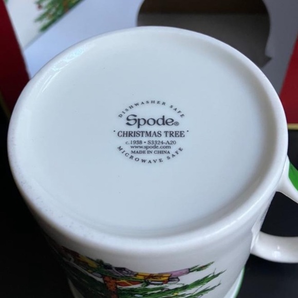 Spode Christmas Tree Mug & Coaster Set - Picture 5 of 5